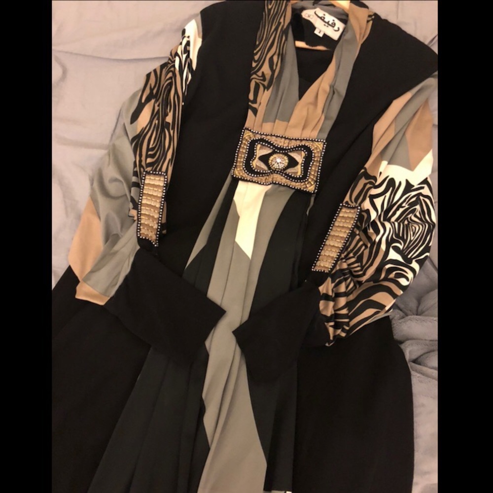 Rafeef Rafif Khaliji Abaya Gulf Arab style abaya